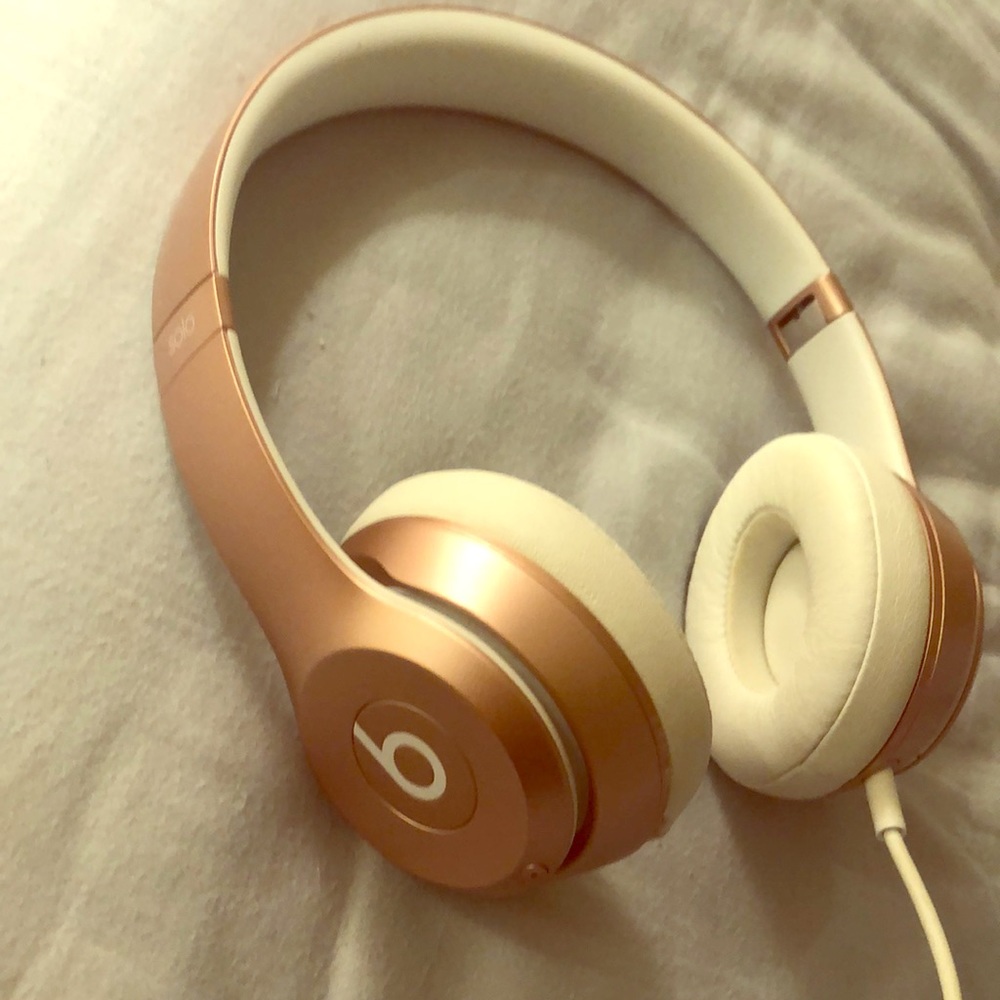 Beats solo wireless rose gold headphones